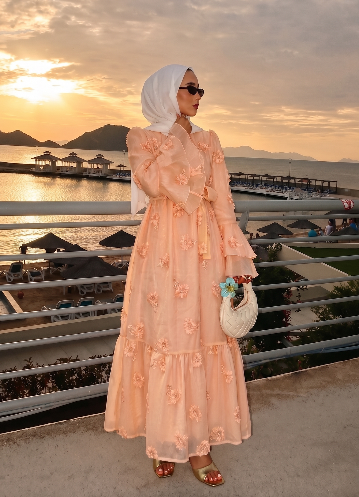 Şifon kumaş bakımı - Mara Moda şifon elbise